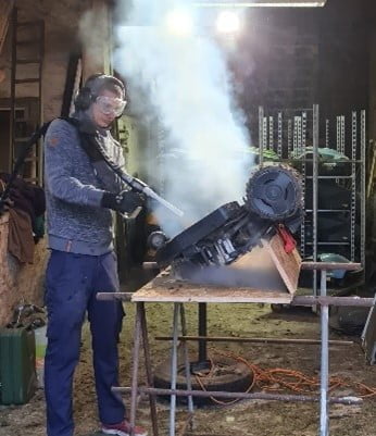 Über uns – Trockeneis und Trockeneisstrahlgeräte | DryIce EU